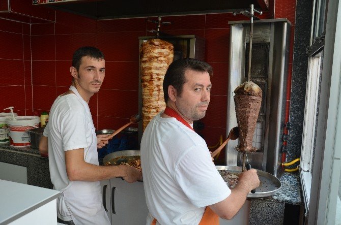 60 Derecede Pişiriyorlar, Pişiyorlar