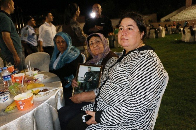 İçişleri Bakanı Ala Şehitler İçin Okutulan Mevlide Katıldı