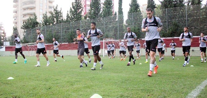 Adanaspor İstanbul Yolcusu