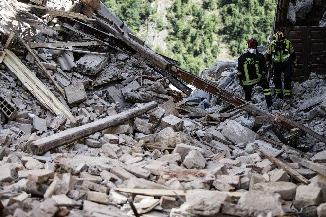 İtalya’da Deprem Bölgesinde Ohal