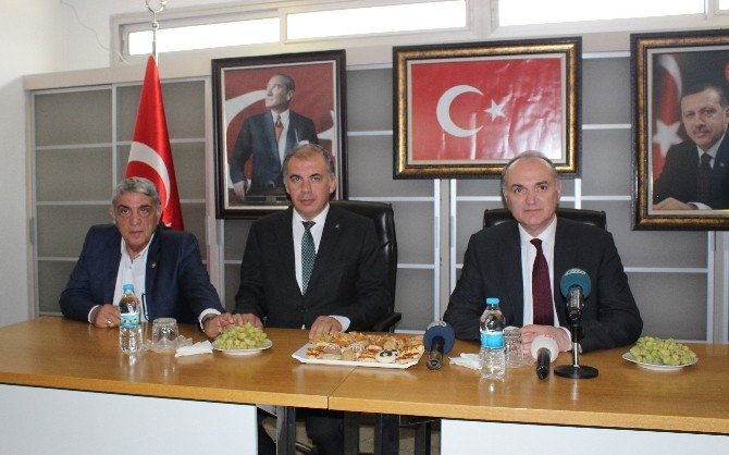 Bakan Özlü’den İzmir’e Proje Müjdesi