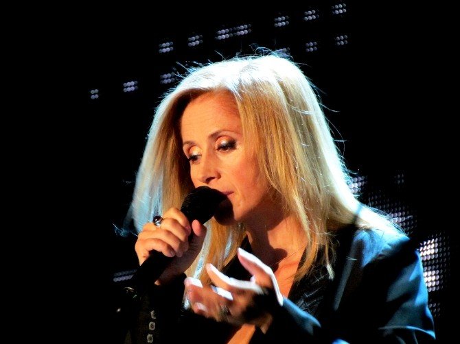 Dünyaca Ünlü Yıldız Lara Fabian Konserine Çeşme’de Büyük İlgi