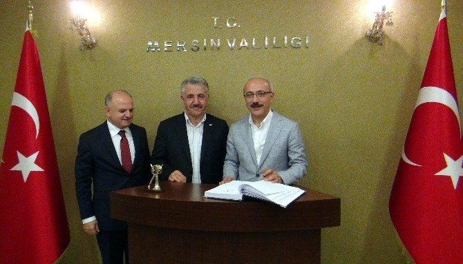 Bakan Elvan Ve Arslan, Mersin Valiliği’ni Ziyaret Etti