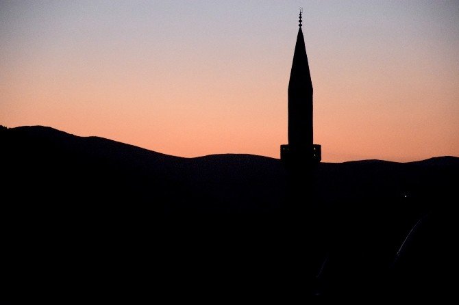 Karadeniz’in Bulut Denizi Ve Dağ Adacıkları Görenleri Büyülüyor