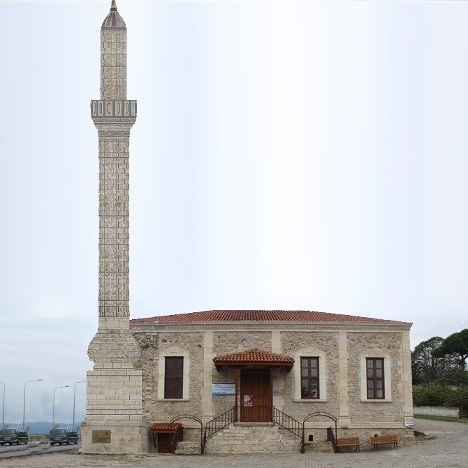 Gölbaşı Camisi Minaresine Kavuşuyor