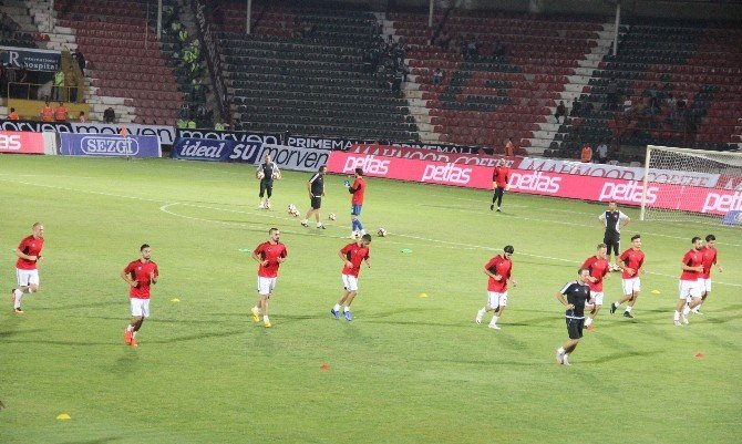 İsmail Kartal 3 Değişikliğe Gitti