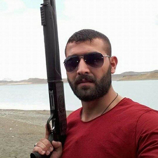 Sokak Ortasında Pompalı Tüfekle Öldürüldü