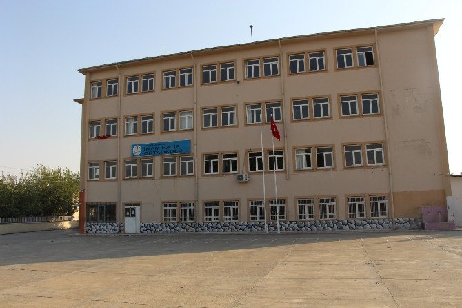 Kahta İmam Hatip Ortaokulları’nda Hafızlık İmkanı