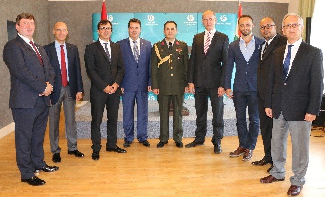 30 Ağustos Zafer Bayramı Budapeşte’de Resepsiyonla Kutlandı