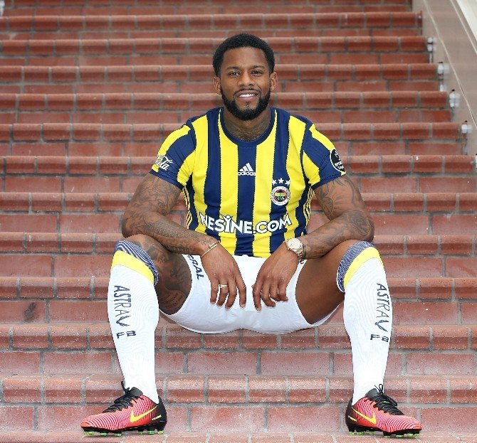 Jeremain Lens Formayı Giydi