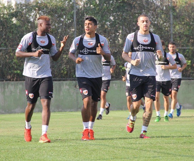 Adanaspor Arayı İyi Değerlendirmek İstiyor