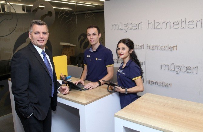 Turkcell Mağazalarında İşlem Süresi Yüzde 30 Azaldı
