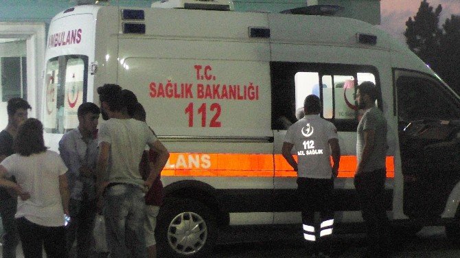 Bartın’da Bıçaklı Kavga: 1 Yaralı