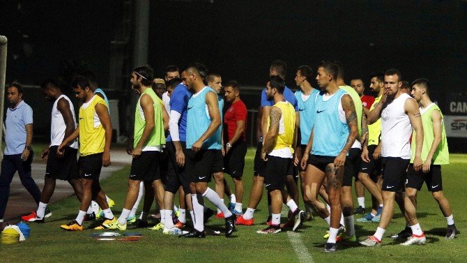 Antalyaspor Eto’o’suz Çalıştı