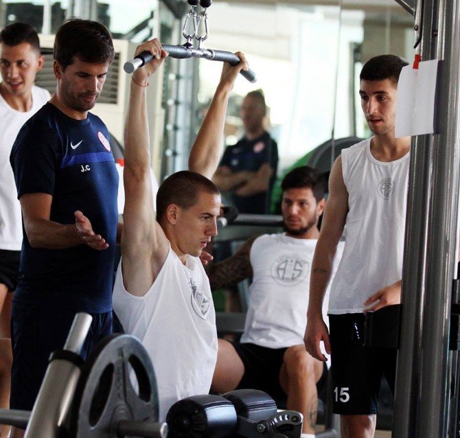 Antalyaspor Salonda Çalıştı