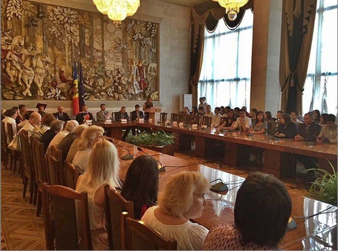 Moldova Amerikan Üniversitesi’nde Tarihi Gün