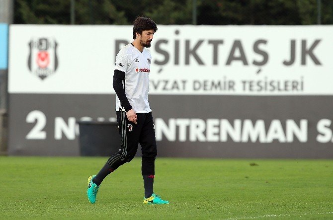 Tolga Zengin İdmanı Yarıda Bıraktı