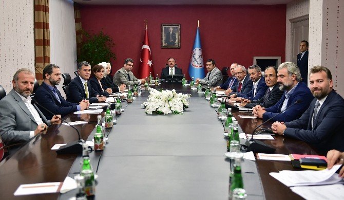 Maarif Vakfı İlk Toplantısını Yaptı