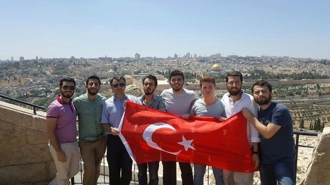 Sakarya İlahiyat Öğrencileri Ürdün’den Döndü