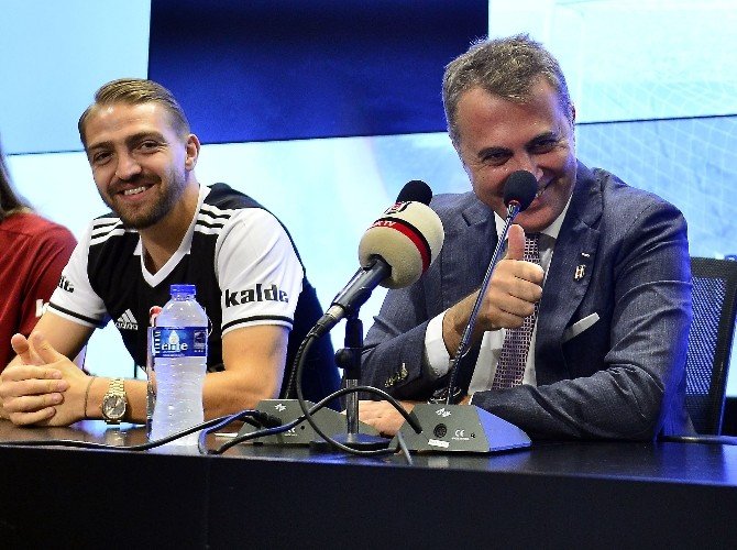 Beşiktaş’ta İmza Şov
