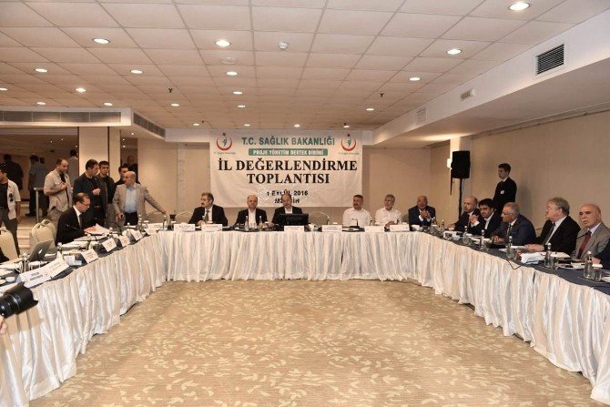 Bakan Akdağ, Gerek Olmadığı Halde Sezaryen Ameliyatı Yapan Kuruluşları Uyardı