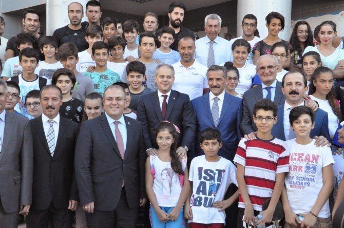 Bakan Kılıç: “(Fetö’nün) Bizim Envanterimize Giren 15 İle 18 Bin Civarında Yurtlar Oldu”