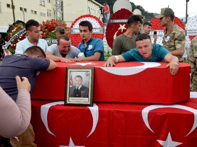 Şehit Uzman Çavuş Murat Kasım Son Yolculuğuna Uğurlandı