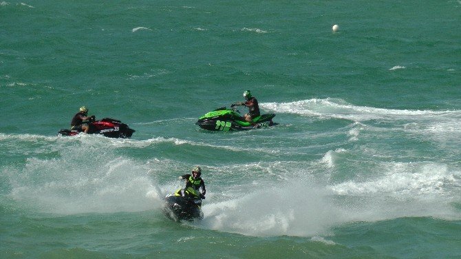 Su Jeti Ve Flyboard Şampiyonası 2. Ayağı Akçakoca’da Başladı