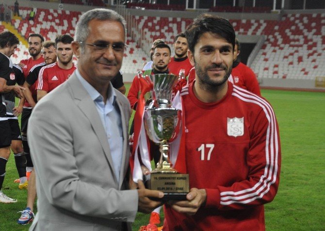 18. Cumhuriyet Kupası’nı Kasımpaşa Kazandı