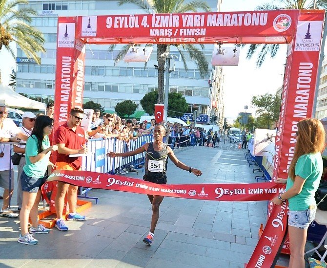 İzmir İçin Koştular