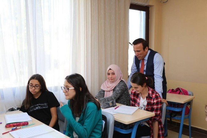 Canik’te Eğitim Tesisleri Yeni Döneme Hazır