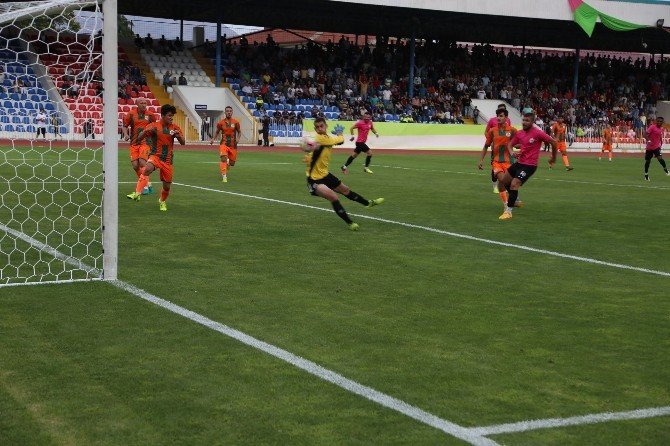 Isparta Davrazspor, Alanyaspor’u 3-1 Mağlup Etti