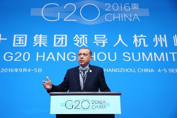 Erdoğan: “Esed’in Görevde Kalmasını Savunmak İnsanlık Adına Utanç Vericidir”