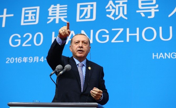 Erdoğan: “15 Temmuz’da Türkiye’nin Başına Gelen Felaketin Yarın Hangi Ülkede Tekrar Edeceğinin Bilinemez”