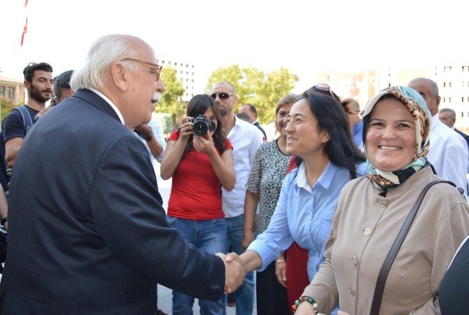 Bakan Avcı ‘Milli İradenin Yükselişi’ Sergisine Katıldı