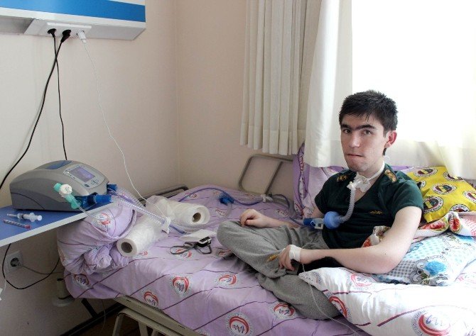 Mustafa’nın Tek Çaresi Kök Hücre Nakli