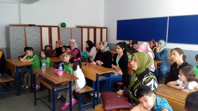 Minik Öğrenciler Okullarda Yerini Aldı