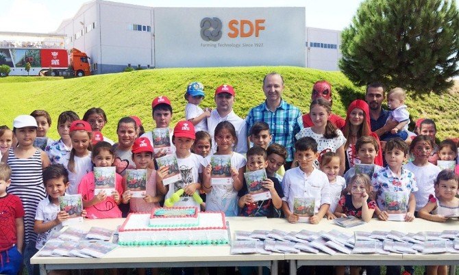 Sdf’den Öğrencilere Okul Seti