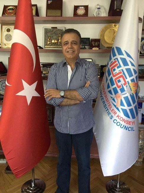 Uluslar Arası Üniversiteler Konseyi Başkanı Orhan Hikmet Azizoğlu: