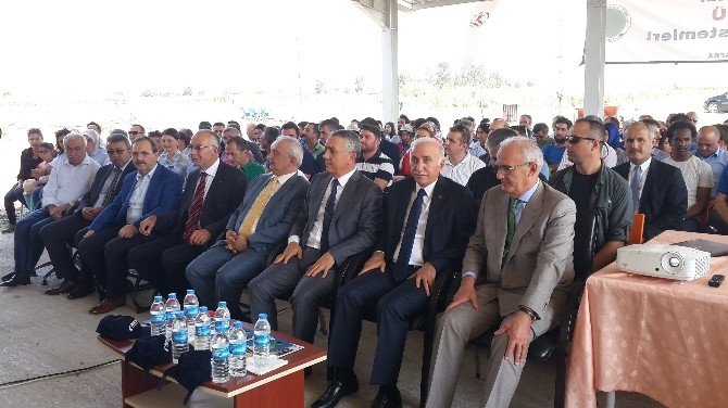 Bafra’da ’Omü Çiftçi Günü’ Düzenledi