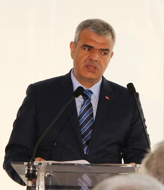 Başbakan Yardımcısı Kaynak Macaristan’da