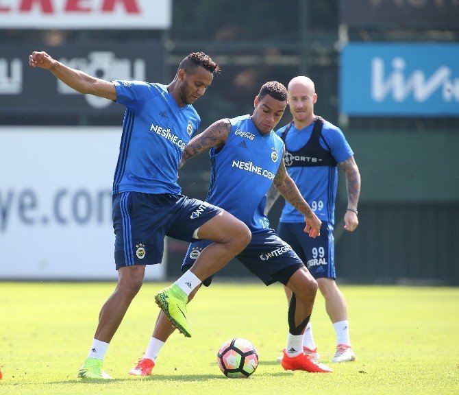 Fenerbahçe, Bursaspor Hazırlıklarını Sürdürüyor