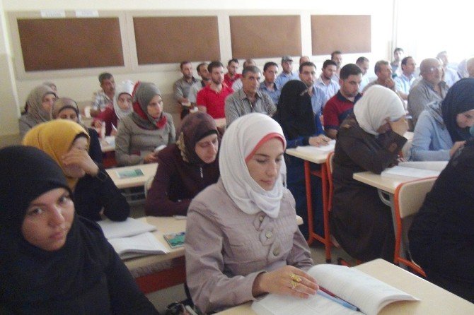Suriyeli Öğretmenlere Formasyon Eğitimi