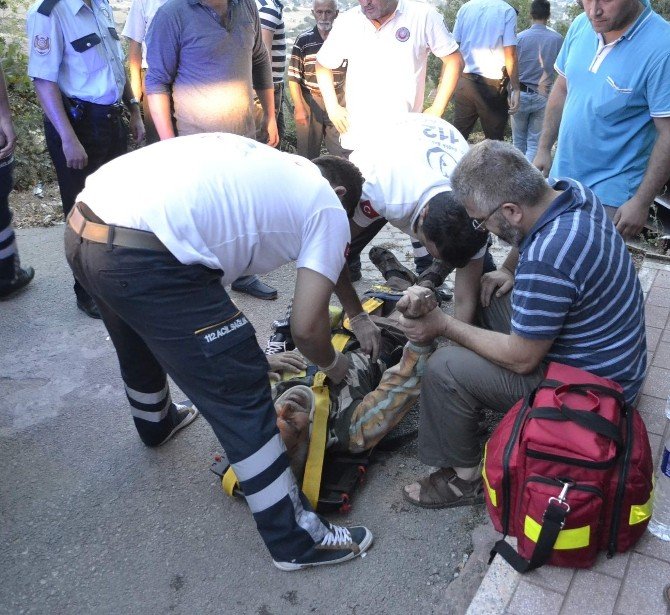 Safranbolu’da Servis Otobüsü Uçuruma Yuvarlandı: 1 Yaralı
