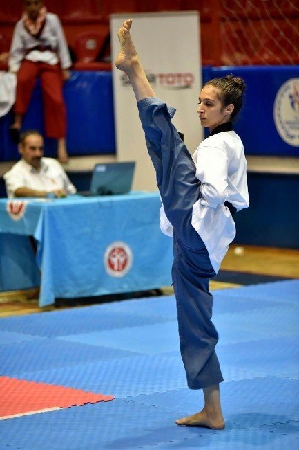 Gaziantepli Taekwondocular, Şampiyonalara Hazırlanıyor
