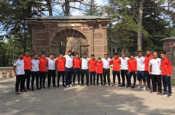 Minderin Yıldızları Dünya Arenasına Çıkıyor