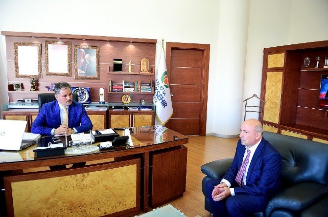 Çakır: “Büyükşehir Zabıtası, Başarılı Bir Görev Yürütüyor”