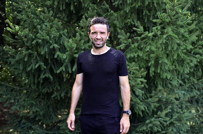 Gökhan Gönül’den A Milli Takım Açıklaması