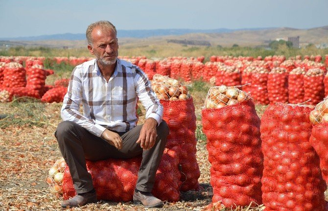 Kaza Geçirdi, Kolunu Kaybetti Ama Hayallerinden Vazgeçmedi