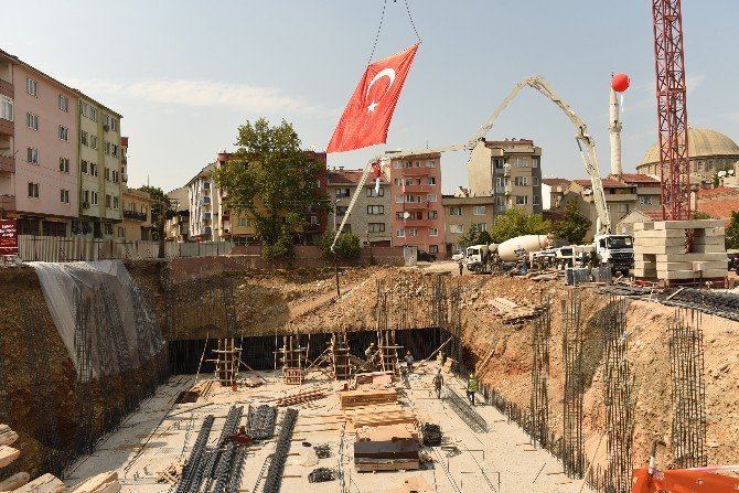 Elmasbahçeler’e Modern Okul